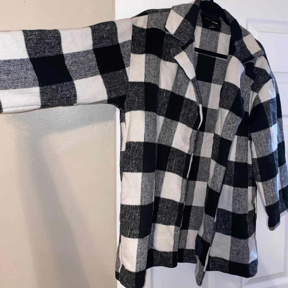 Black and white plaid jacket - Picture 1 of 4
